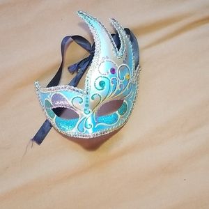 Masquerade mask